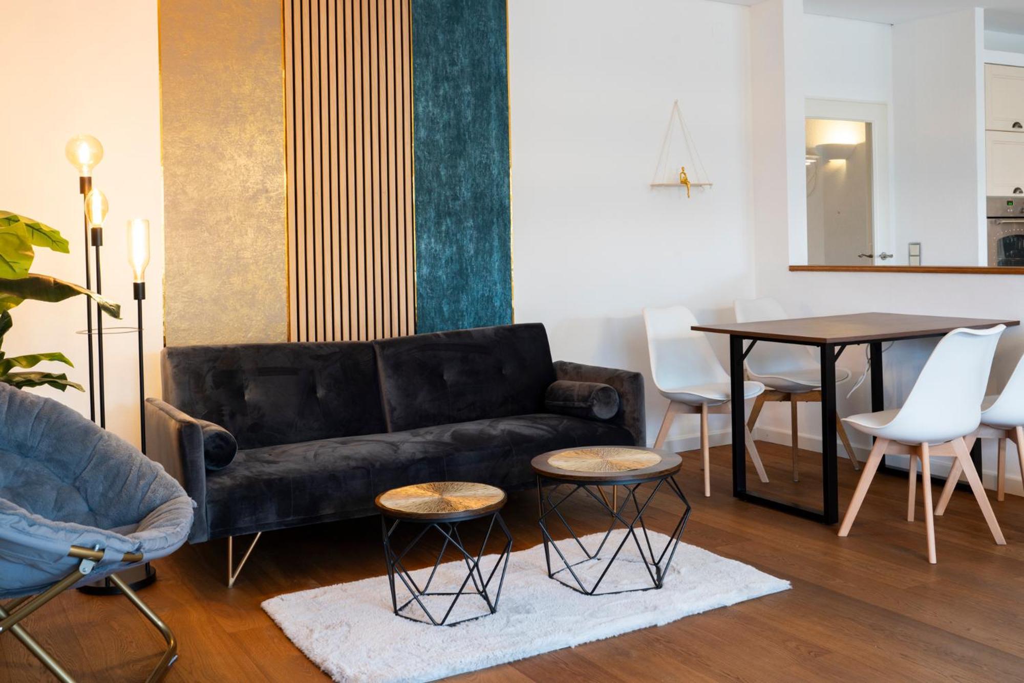 130M2 Loft - Balkon, Smart Tv, Badewanne, Kaffee Lägenhet Rosenheim Exteriör bild