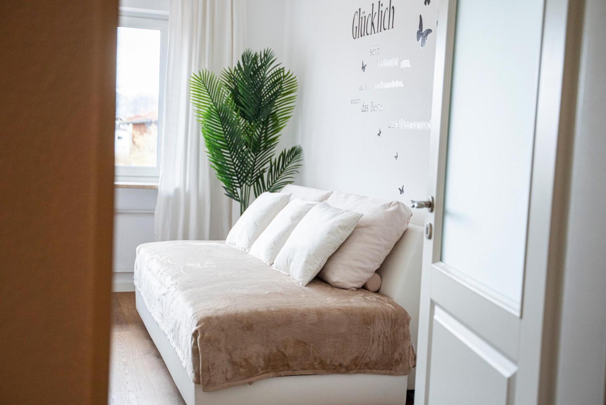 130M2 Loft - Balkon, Smart Tv, Badewanne, Kaffee Lägenhet Rosenheim Exteriör bild