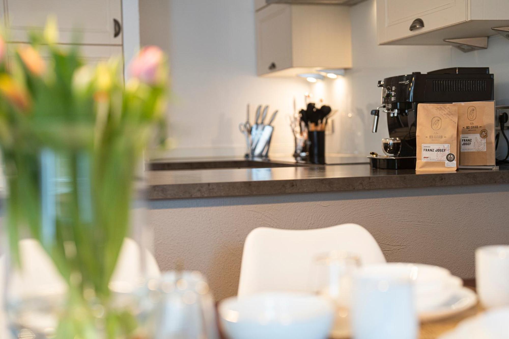 130M2 Loft - Balkon, Smart Tv, Badewanne, Kaffee Lägenhet Rosenheim Exteriör bild