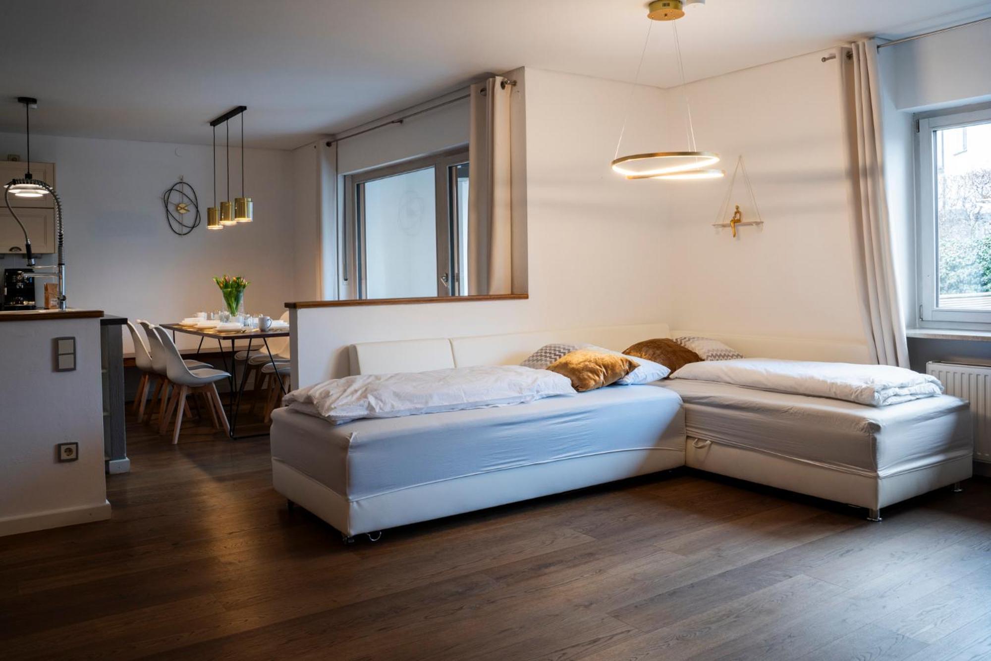 130M2 Loft - Balkon, Smart Tv, Badewanne, Kaffee Lägenhet Rosenheim Exteriör bild